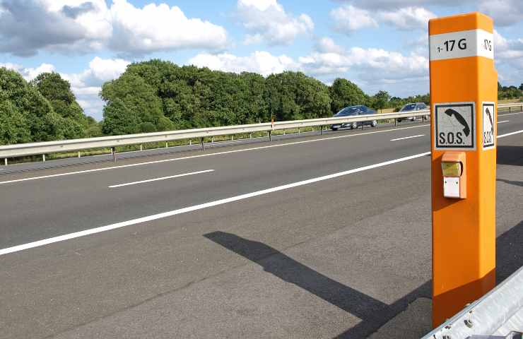 colonnine SOS autostrada dove sono