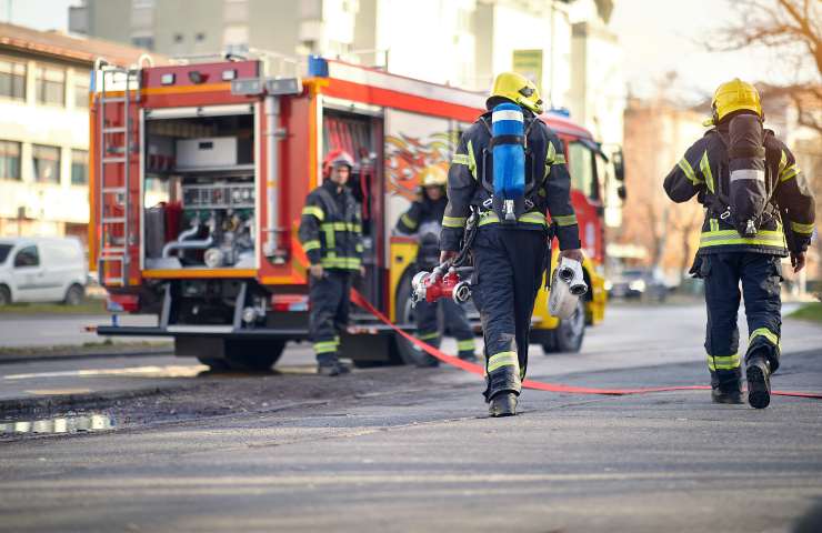 vigili del fuoco camion