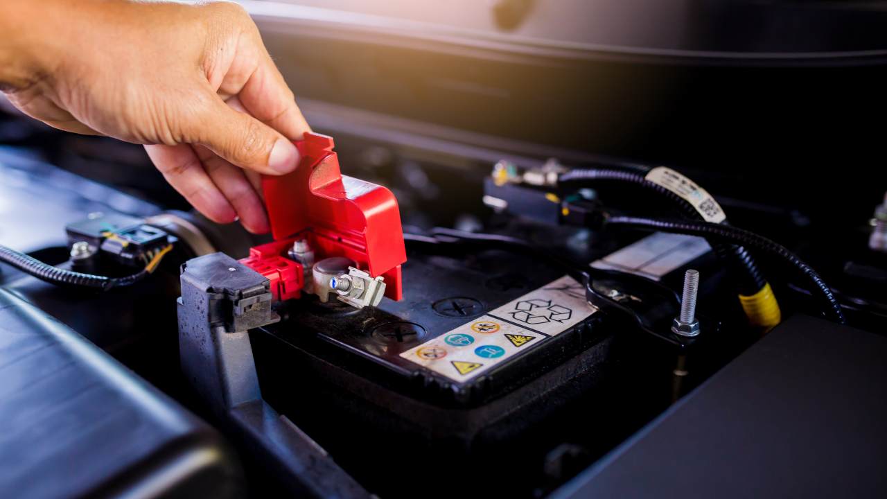Come capire se la batteria auto è da cambiare