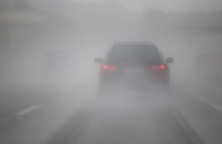 guida nebbia sicuri