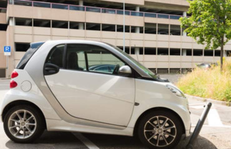 parcheggio sanzioni severe carcere