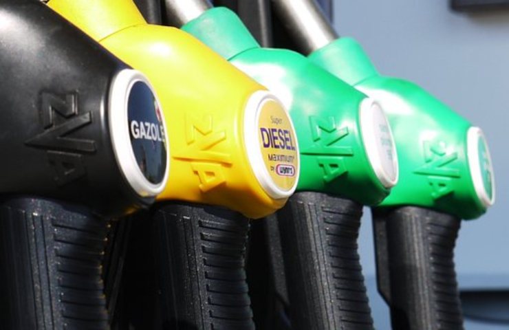 benzina in auto alimentata a diesel