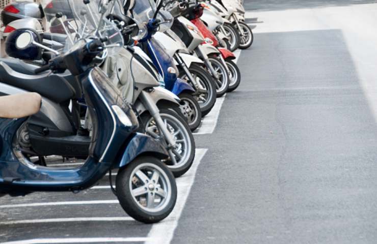 scooter dove possono parcheggiare